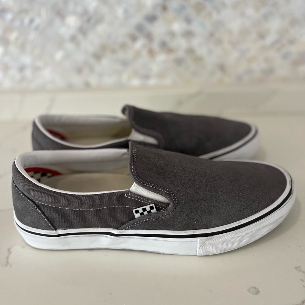 Vans off the wall men’s granite rock  suede Gray Slip-Canvas skate shoe Sz 11.5